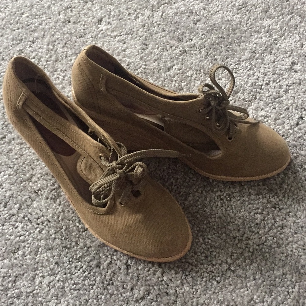 Wedge lace up espadrilles